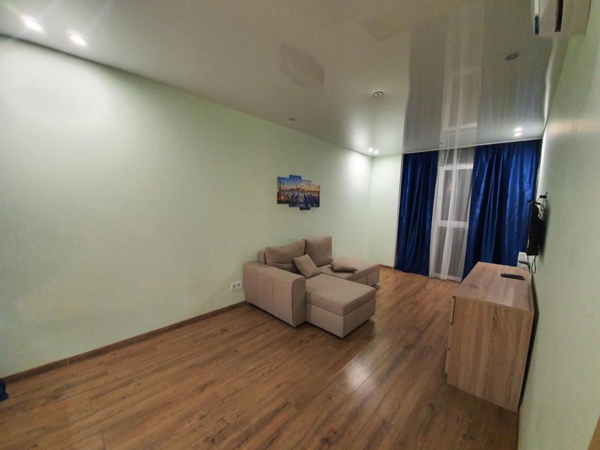 Avalon На Чорновола Apartamento Leópolis Exterior foto